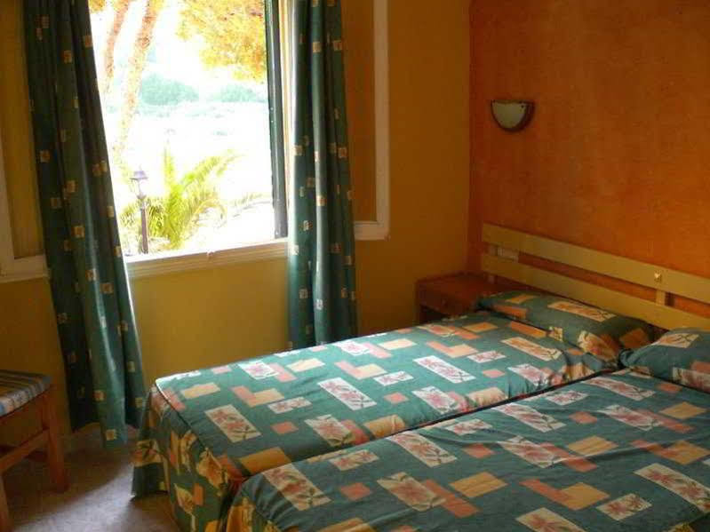 Apartamentos Alta Galdana Playa كالا غلدانا المظهر الخارجي الصورة